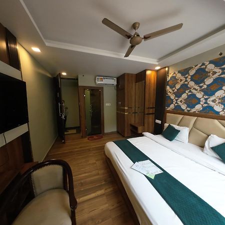 Hotel Hostel Vimal Ganga Rishīkesh Buitenkant foto
