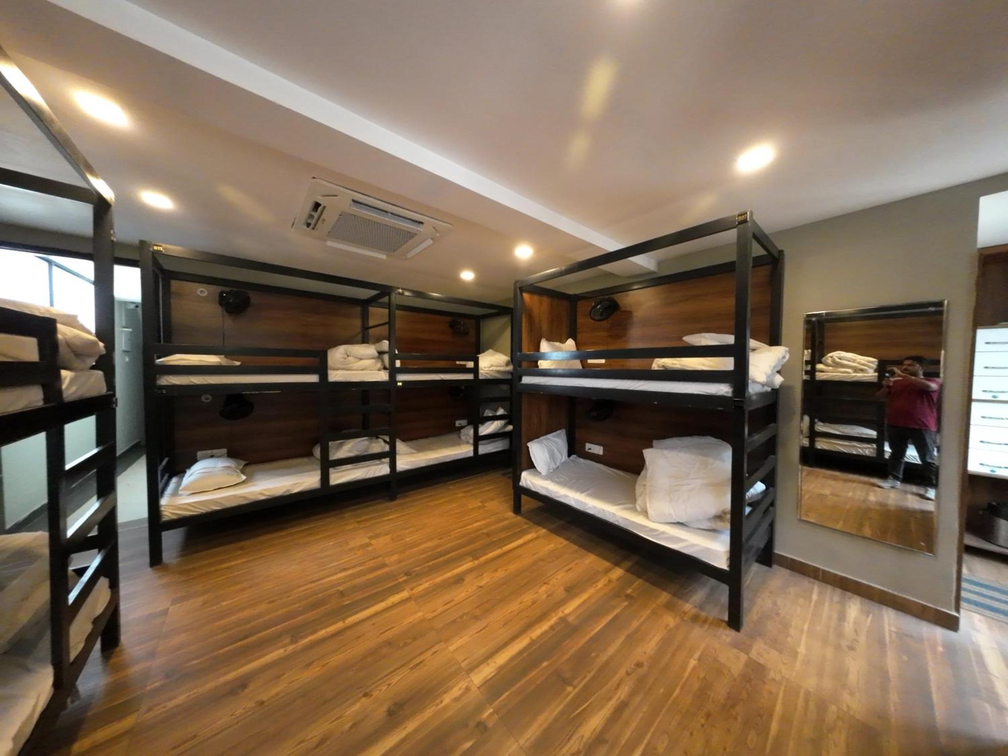 Hotel Hostel Vimal Ganga Rishīkesh Buitenkant foto